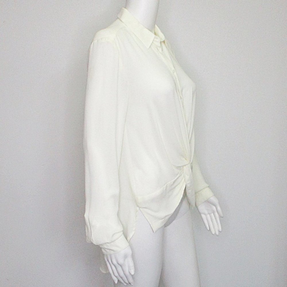 Zara Basic Knotted Twisted Waist Button Front Hi … - image 2